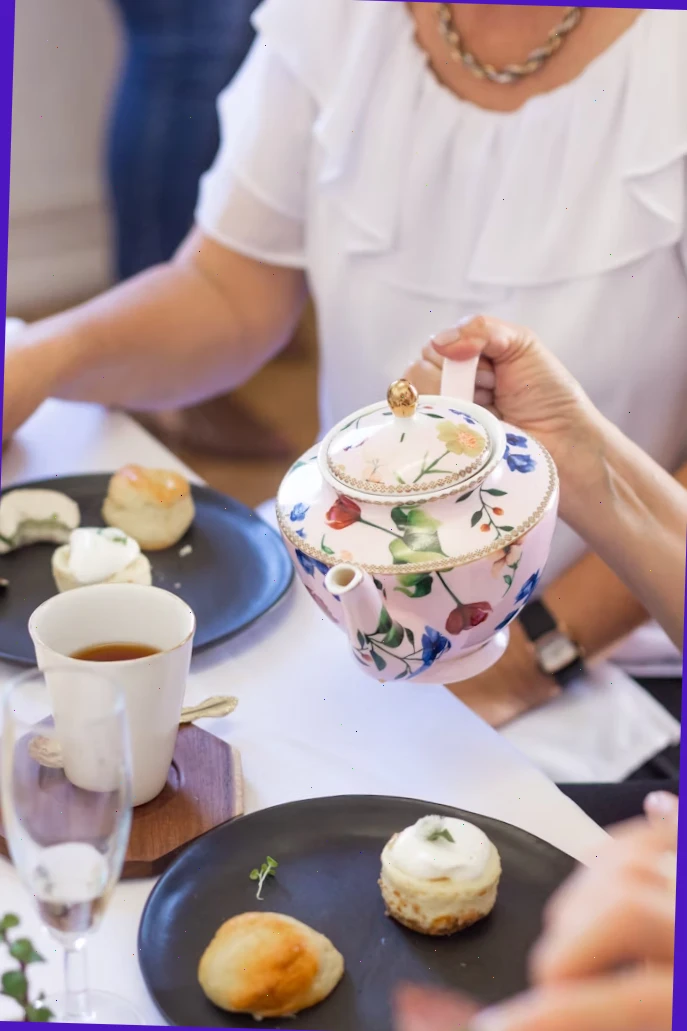 Guest feedback for vintage tea in London